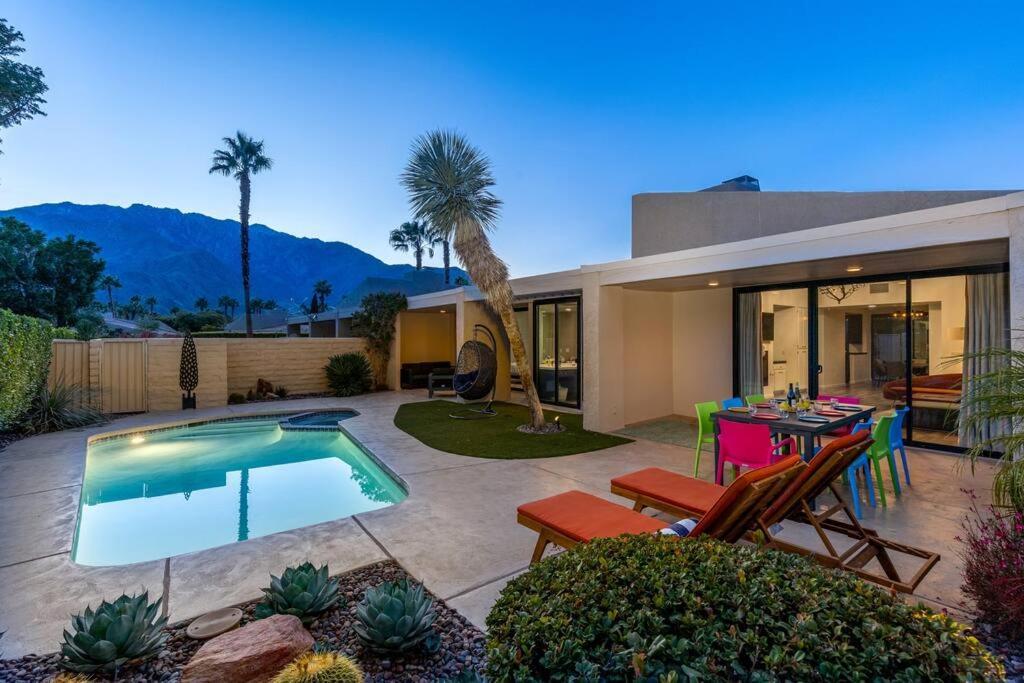 The Sunset House Pool & Spa Palm Springs Exterior photo