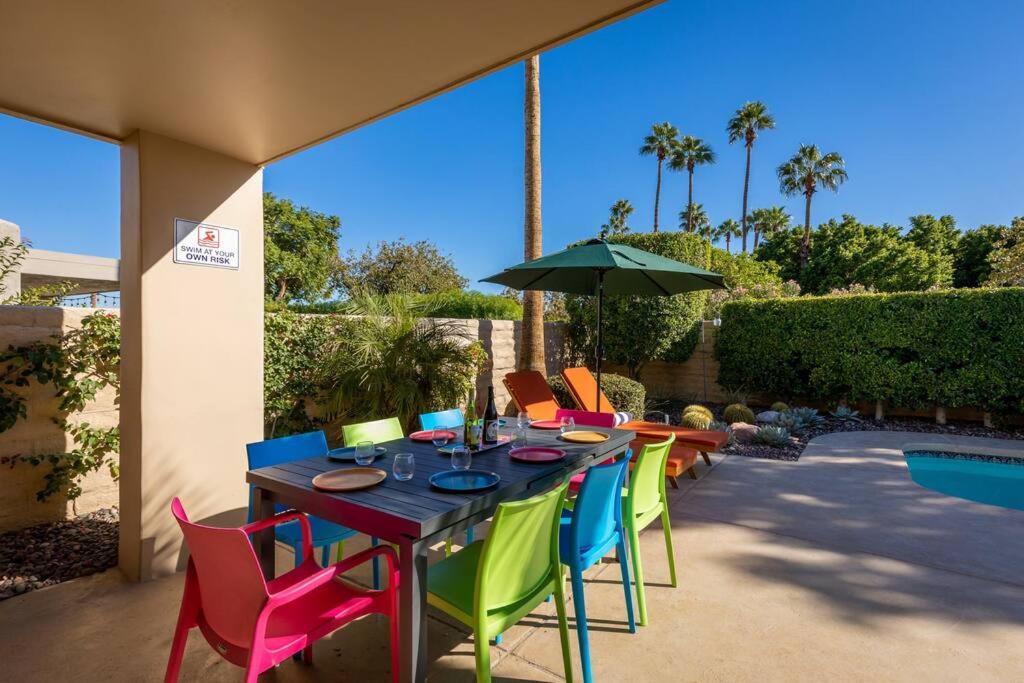 The Sunset House Pool & Spa Palm Springs Exterior photo